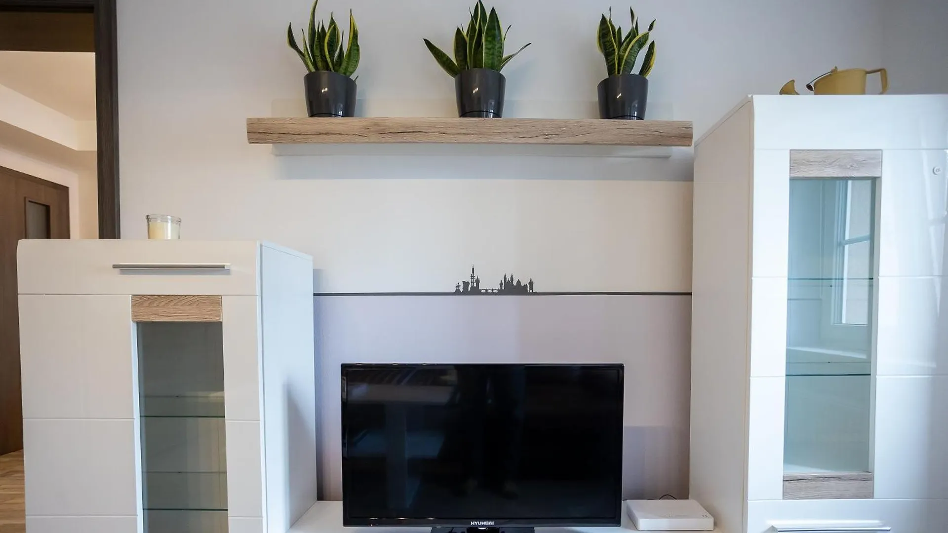 Spacious Apartment 20 Min From National Theatre Praga