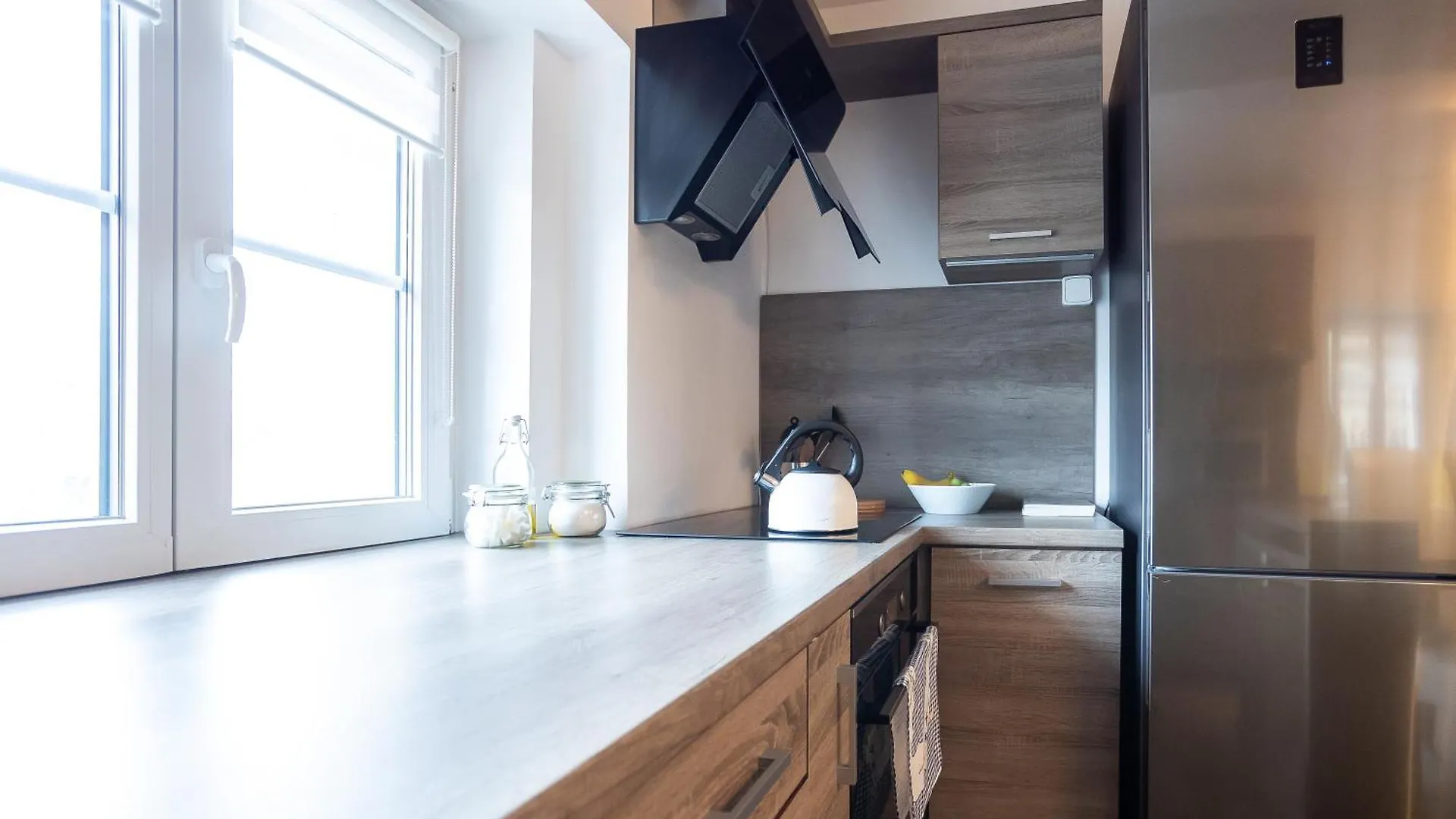 Spacious Apartment 20 Min From National Theatre Praga