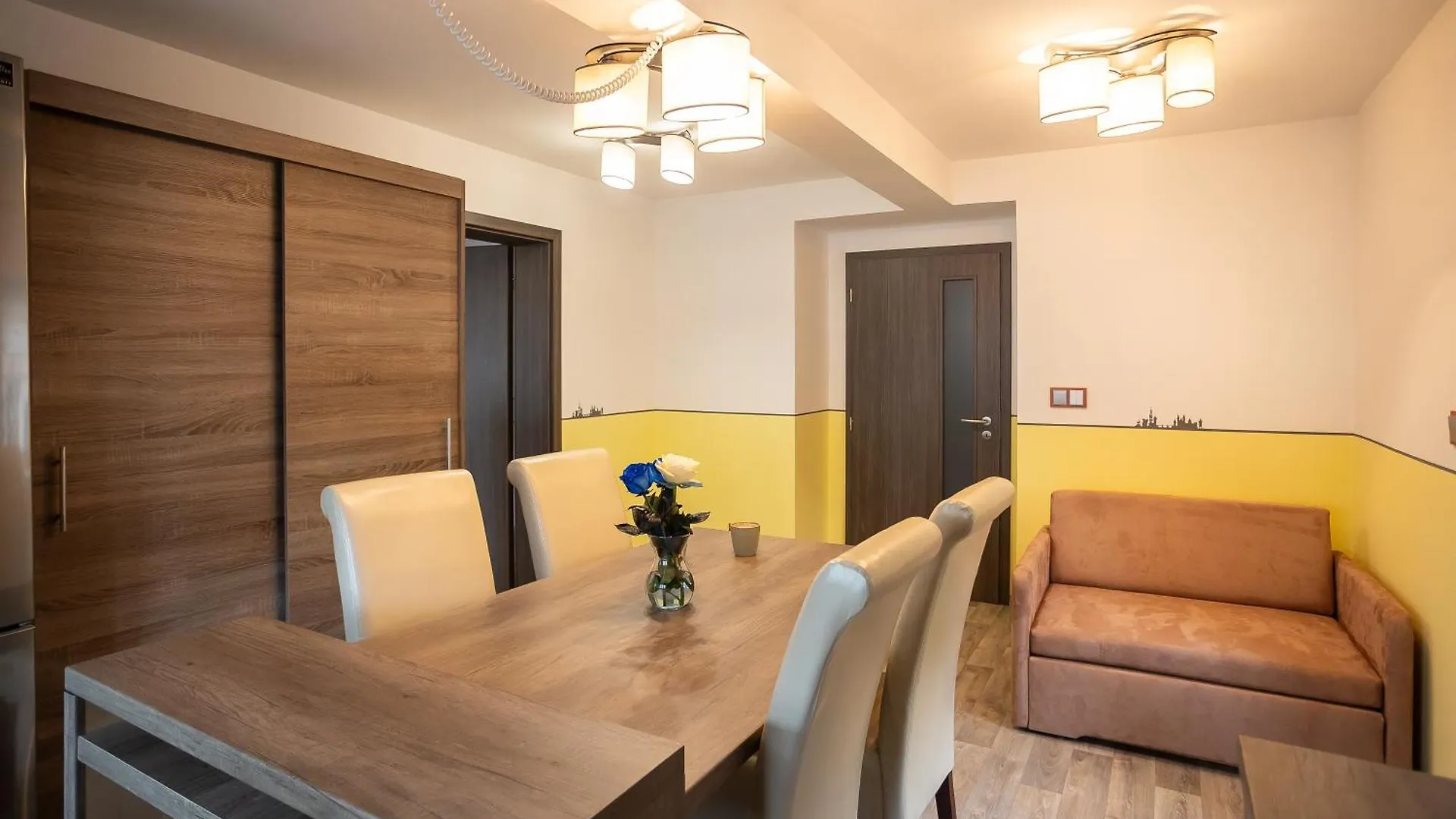 Spacious Apartment 20 Min From National Theatre Prague